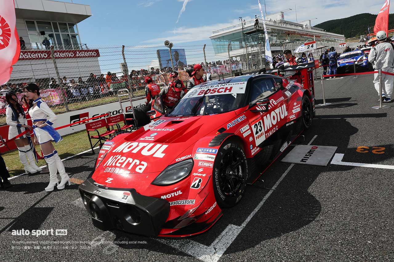 スーパーGT第7戦オートポリス MOTUL Niterra Z（千代勝正／高星明誠）
