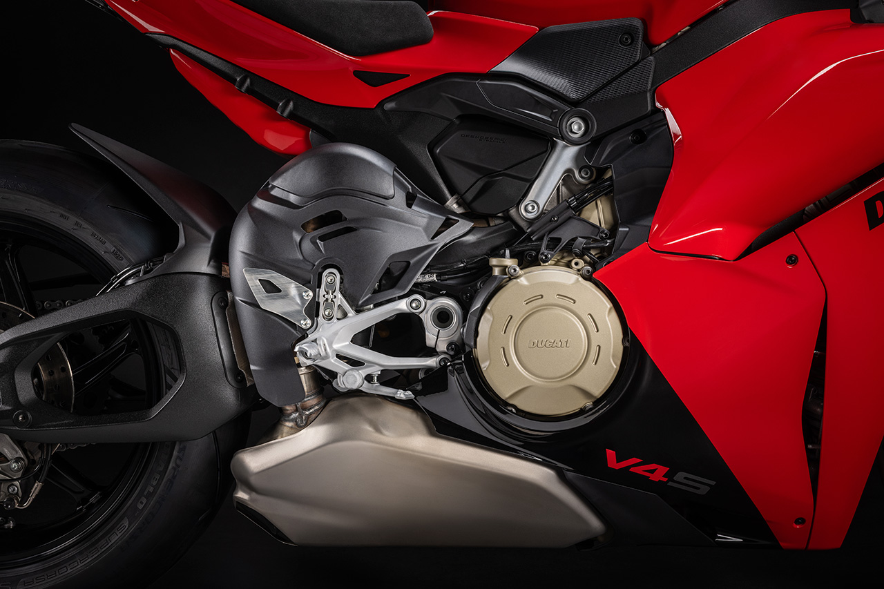 『パニガーレ V4／V4 S』が搭載する「デスモセディチ・ストラダーレ」
