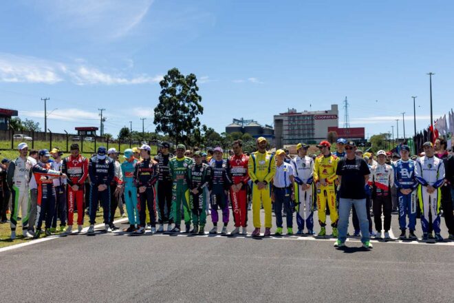 ミツビシの現役王者がスプリントを制圧。シボレーの元王者も約2年ぶりの勝利／ストックカー・ブラジル第10戦