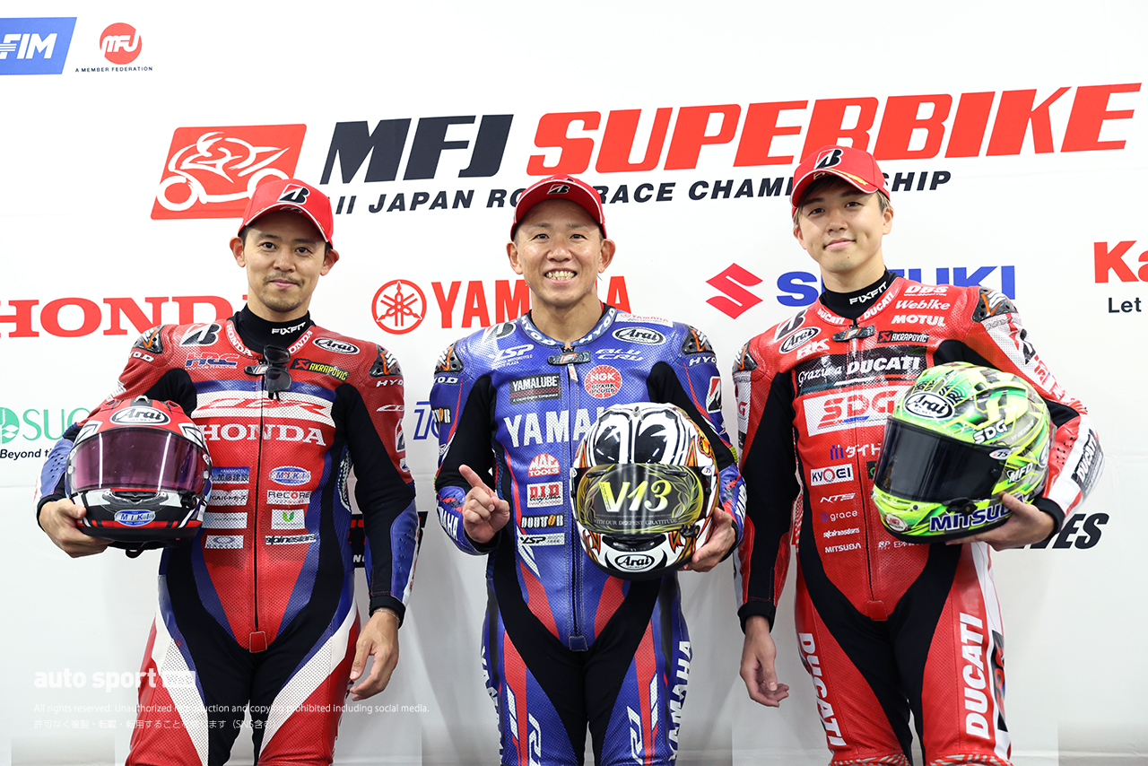 表彰台を獲得した中須賀克行、高橋巧、水野涼／2026全日本ロード第7戦鈴鹿 JSB1000 レース2