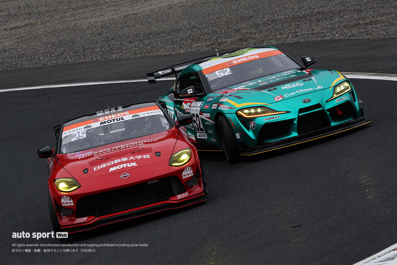 日産メカニックチャレンジ Z NISMO GT4と埼玉 GB GR Supra GT4 EVO2