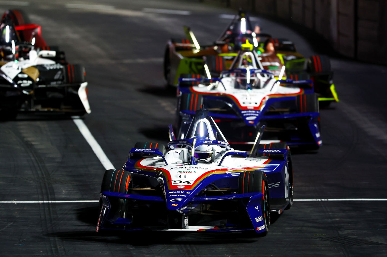 「完璧な性能調整は存在しない」ポルシェ司令塔が語るGT3新体制、ル・マン復帰の可能性とフォーミュラE
