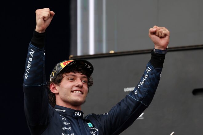 アンドレア・キミ・アントネッリ（メルセデス）が優勝